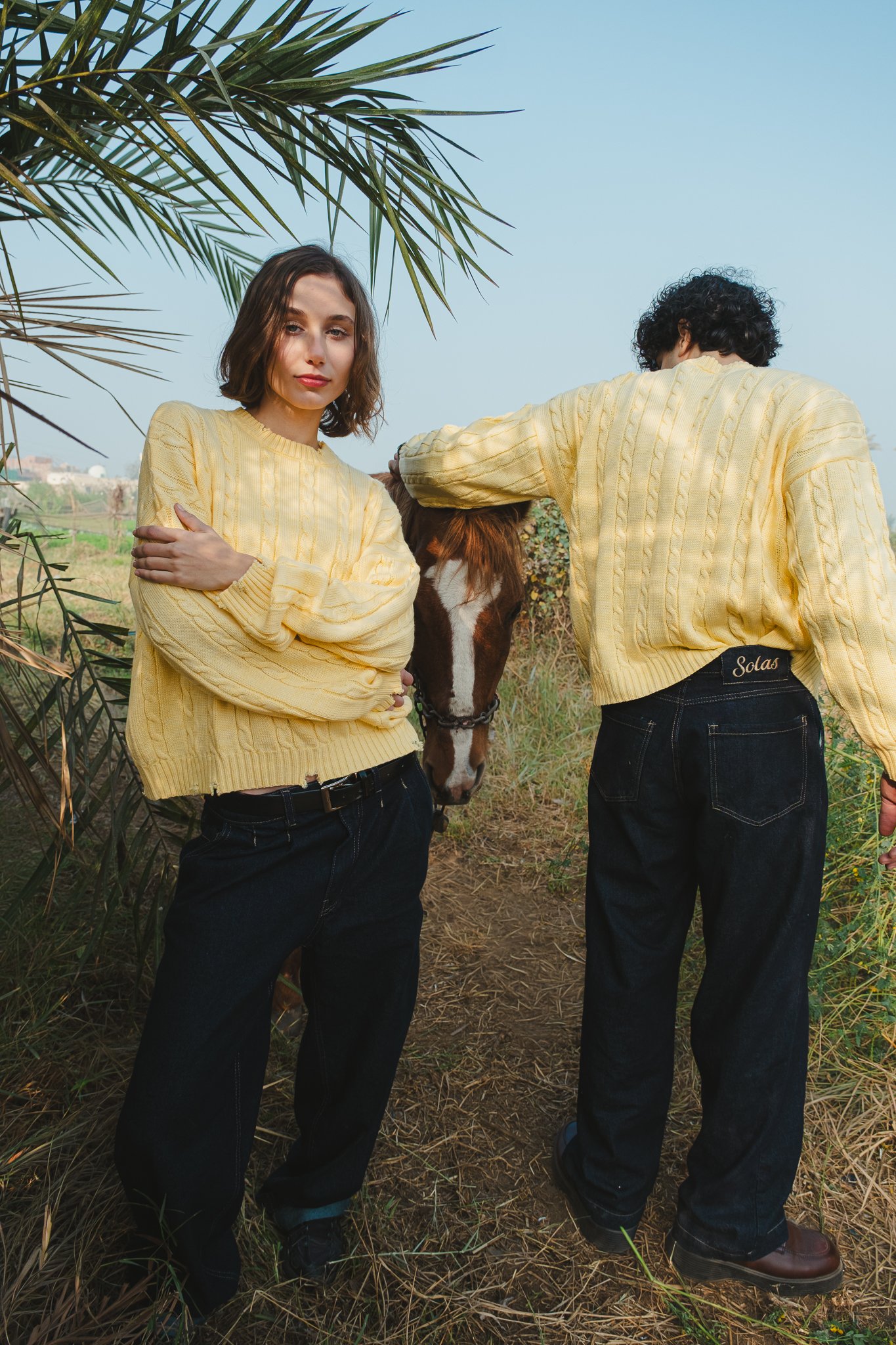 IBRA0135 BANANA KNIT SWEATER