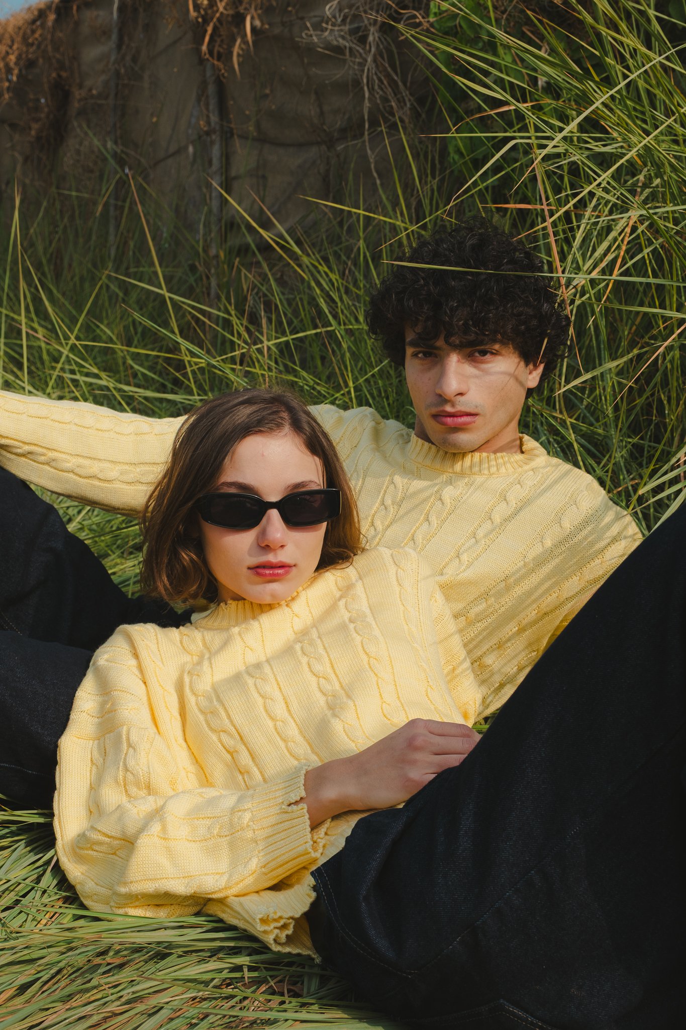 IBRA0192 BANANA KNIT SWEATER